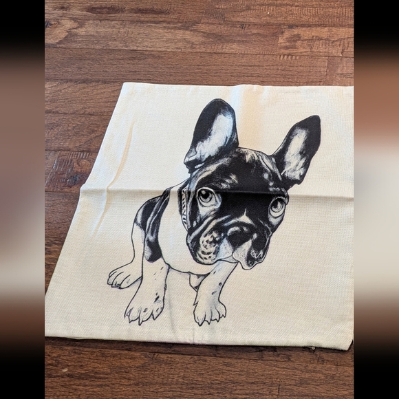 Bulldog velvet pillow, plus 2 linen pillow shams & stocking. New Bull dog decor - Picture 10 of 14